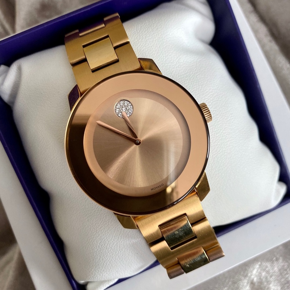 MOVADO BOLD - Rose Gold w/ Crystal
